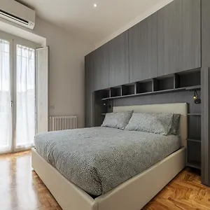 Rione Prati Elegant With Balcony Roma