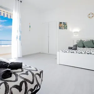  Apartment With Pool Spain